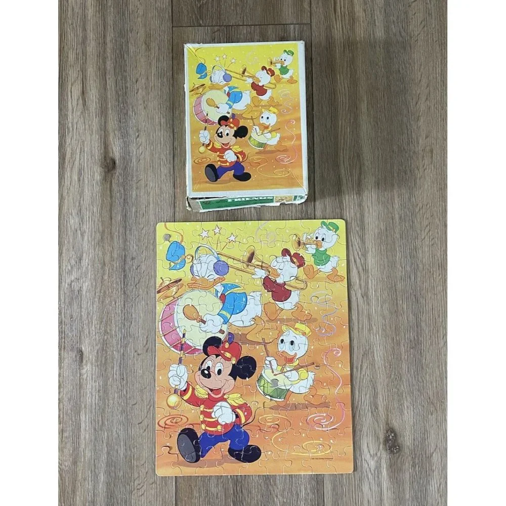 Vintage 1984 Whitman Walt Disney Friends Jigsaw Puzzle, Mickey Band 100 pcs, Toy